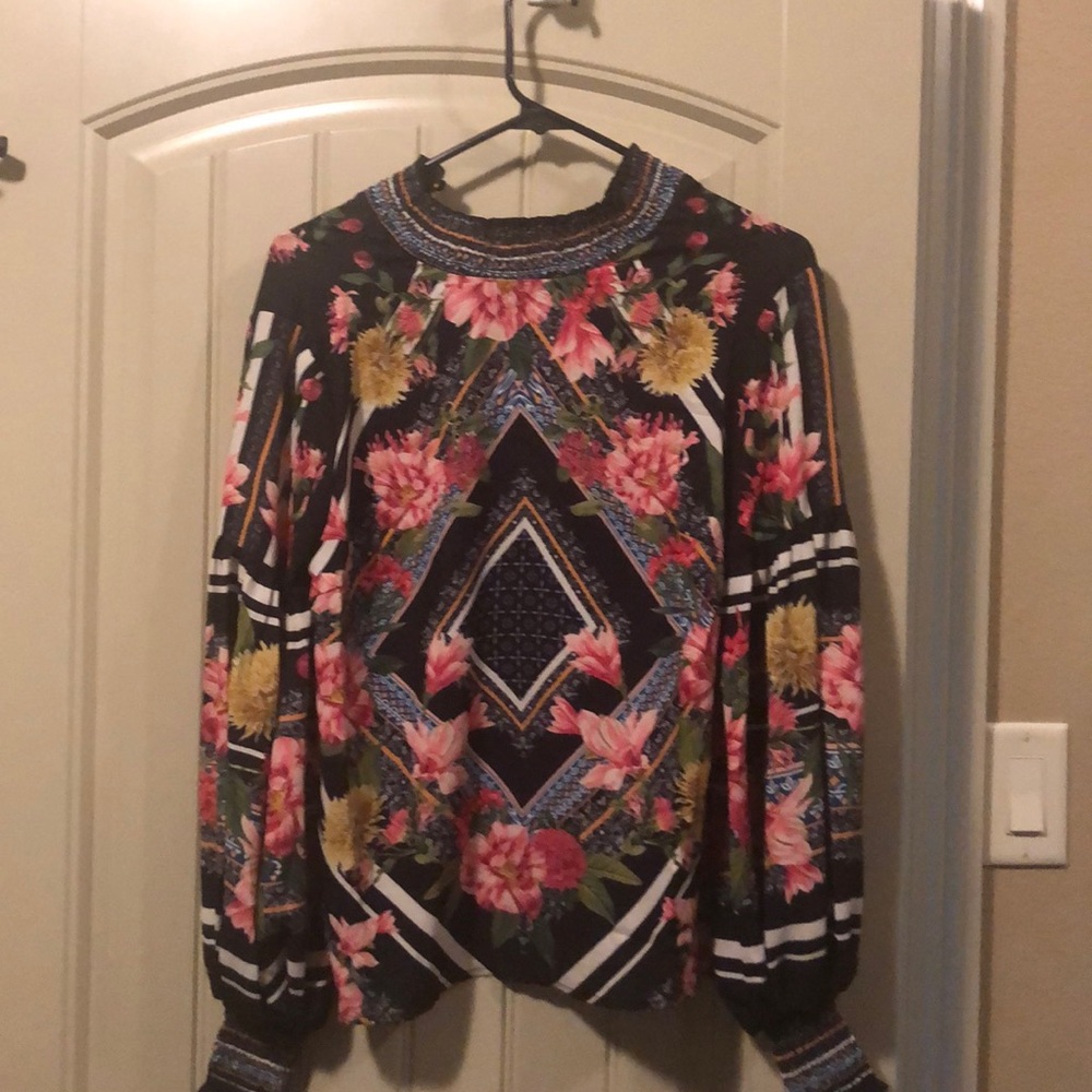 Women’s blouse